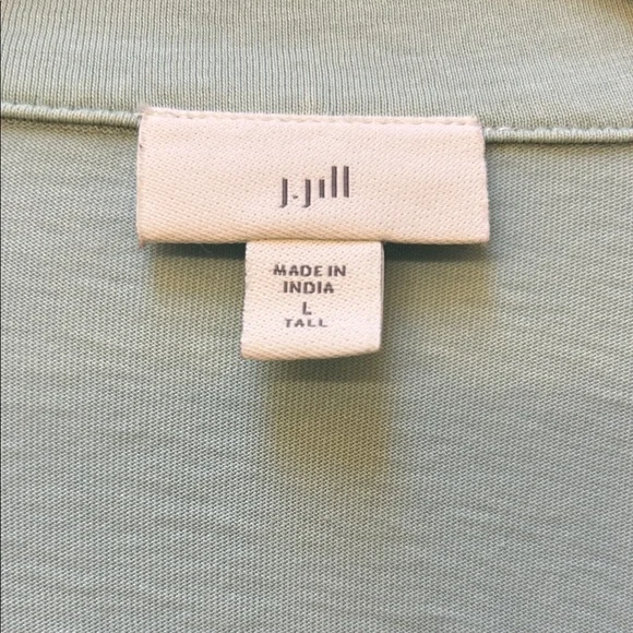 J. Jill Light Green Women's Casual Button-Down Shirt Size Large - Picture 3 of 7